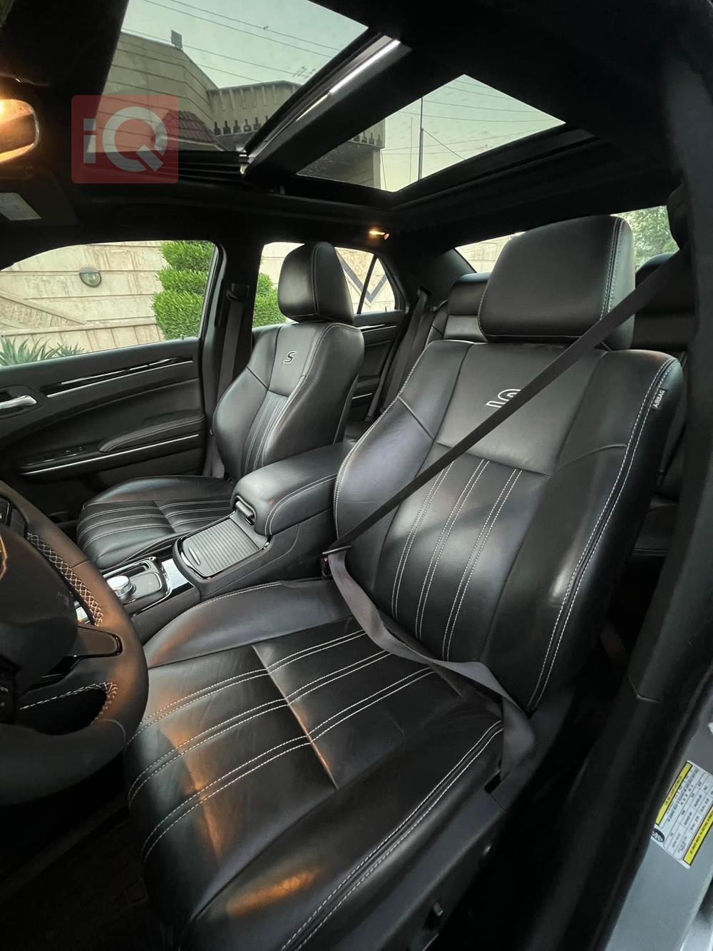 Chrysler 300